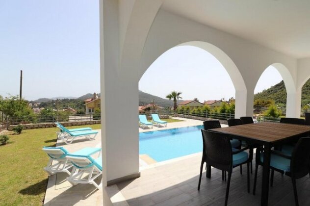 Oezalp Villa B - Photo4