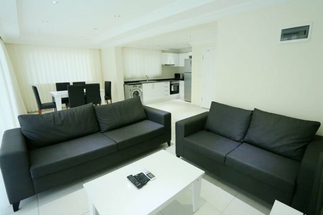 Royal Hills Apartments - Photo5