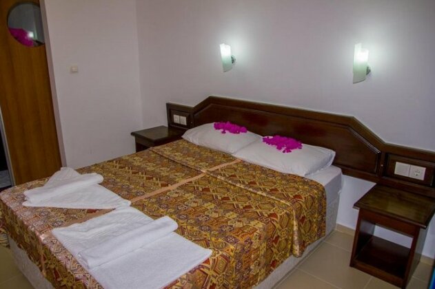 Sunmed Lodge - Photo4