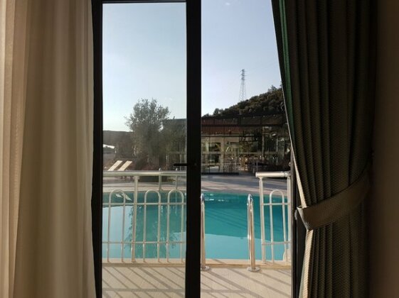 Z Exclusive Hotel and Villas - Photo2