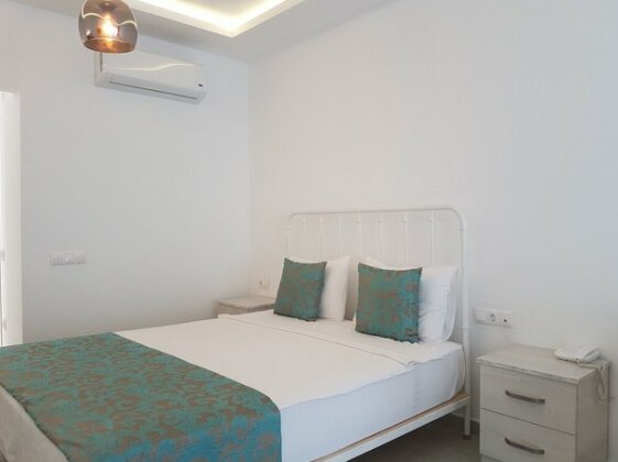 Z Exclusive Hotel and Villas - Photo5