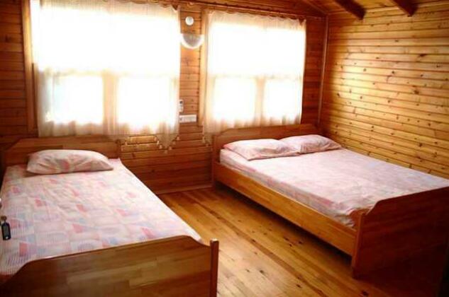 Sheriff Olympos Pension - Photo2