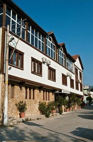 Koray Hotel