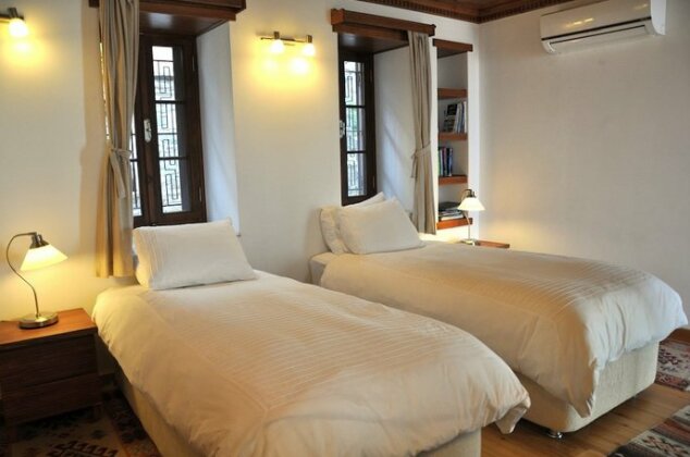 Ionia House - Photo4