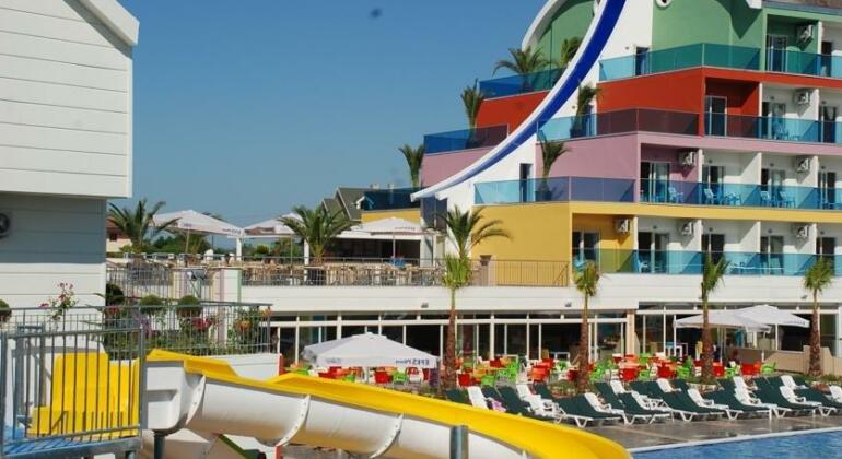 Blue Paradise Side Hotel - All Inclusive - Photo2