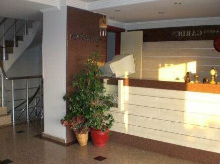 Carna Garden Hotel - Photo2