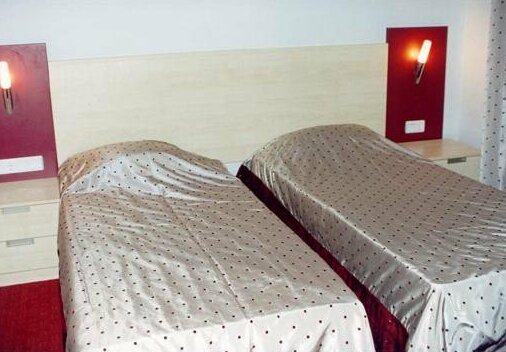 Carna Garden Hotel - Photo5