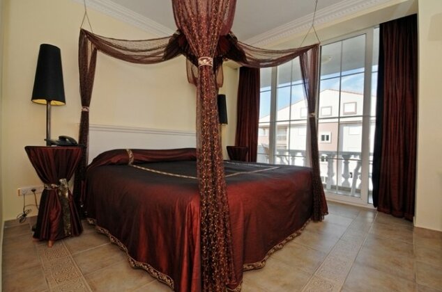 Conny's Hotel Adult Only +18 - Photo3