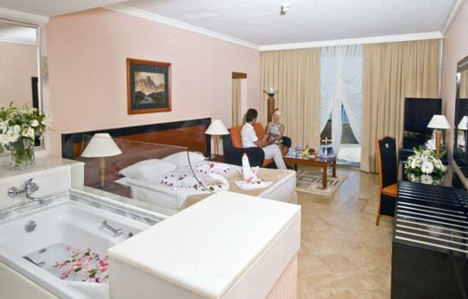 Crystal Sunrise Queen Luxury Resort & Spa - Photo3
