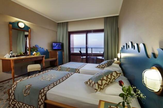 Grand Side Hotel - Photo4