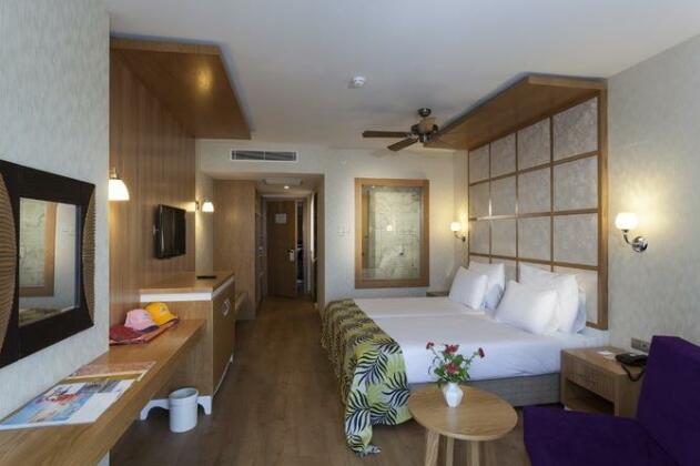 Hotel Defnem - Photo4