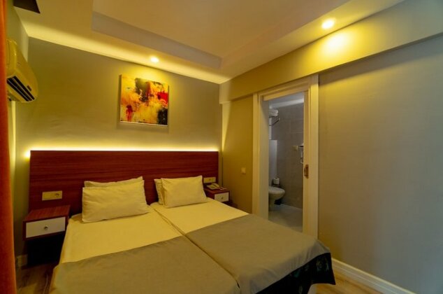 JOKER Side Hill Suite Hotel - Photo3