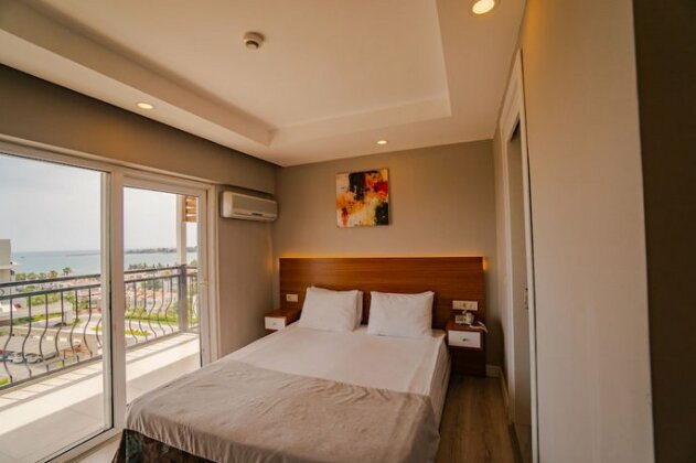 JOKER Side Hill Suite Hotel - Photo4