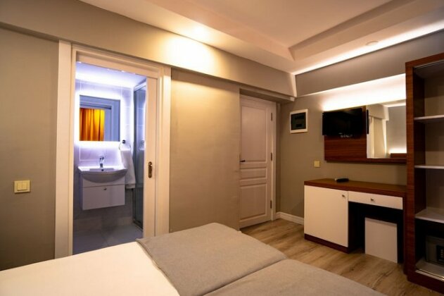 JOKER Side Hill Suite Hotel - Photo5