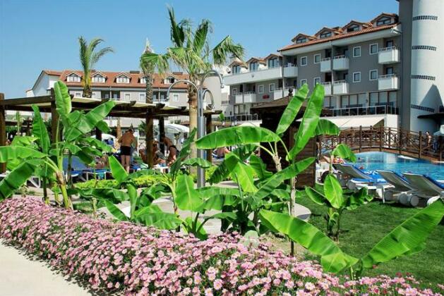 Monachus Hotel & Spa - Photo2