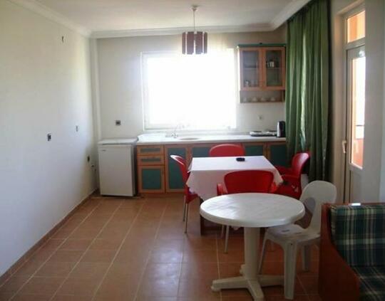New Garden Hotel Side - Photo5