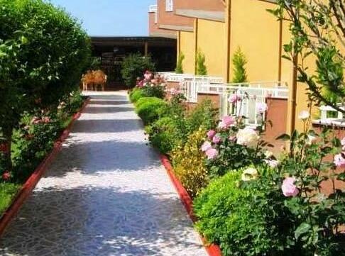 Ozgurhan Hotel - Photo3