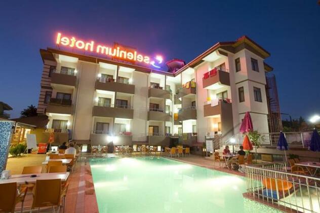Selenium Hotel - Photo2