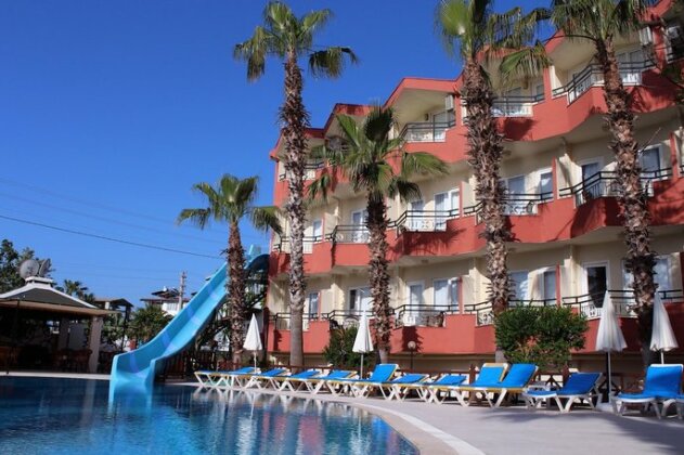 Semoris Hotel - Photo2