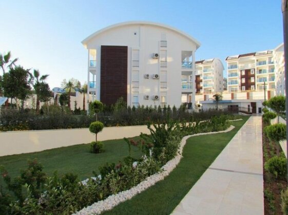 Side Aquamare Residence - Photo2