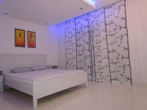 Side Gardenia Residence - Photo2