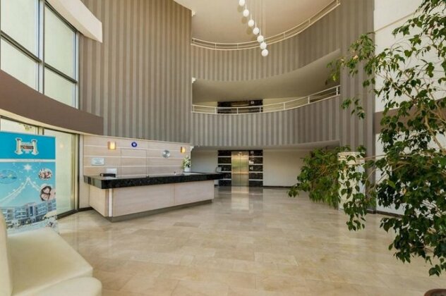 Side Lowe Hotel - Photo3