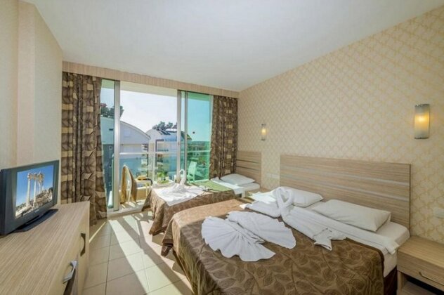 Side Lowe Hotel - Photo4