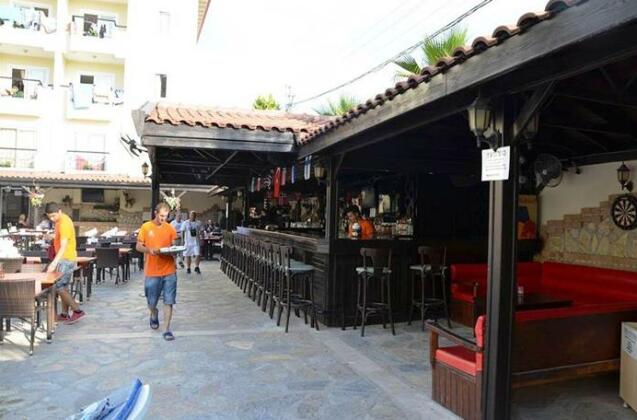 Sun City Apartments & Hotel - Photo2