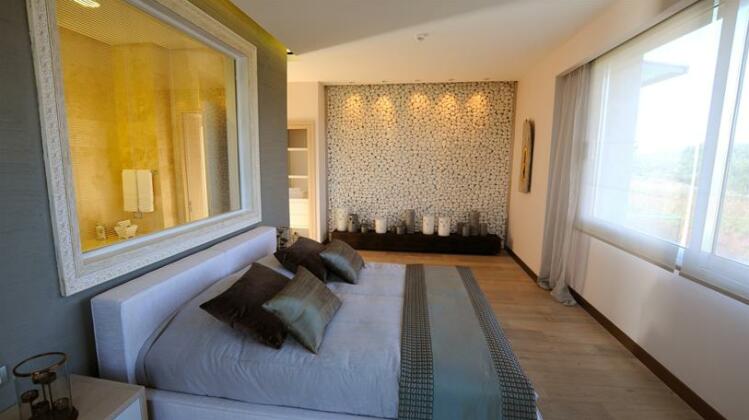 Two Rooms Hotel - Photo5