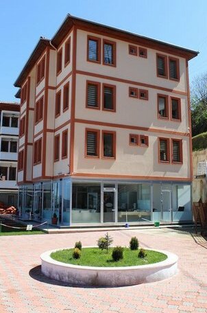 Oz-Ay Hotel