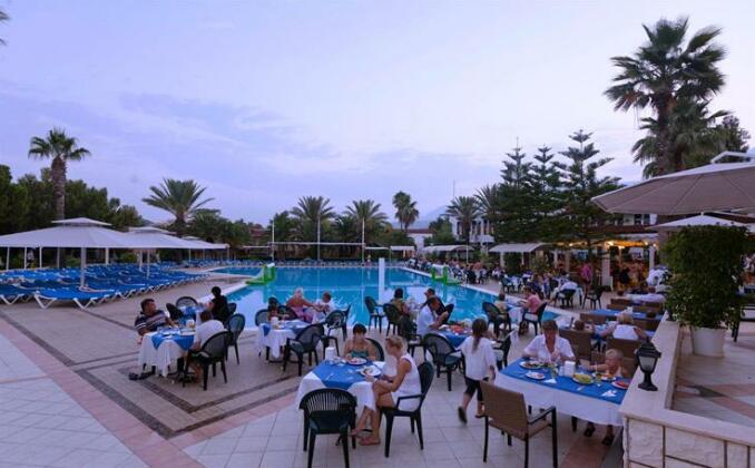 Pirate's Beach Club - Photo3