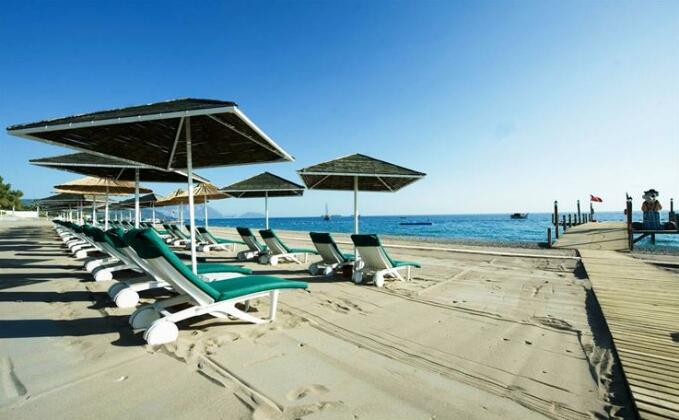 Pirate's Beach Club - Photo5