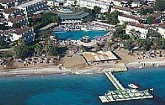 Bodrum Beach Club Hotel Torba - Photo5