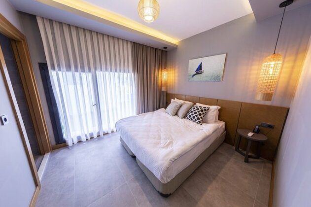 Moyo Beach Hotel - Photo4