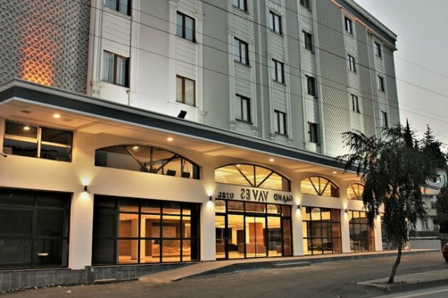 Grand Vaves Hotel - Photo2