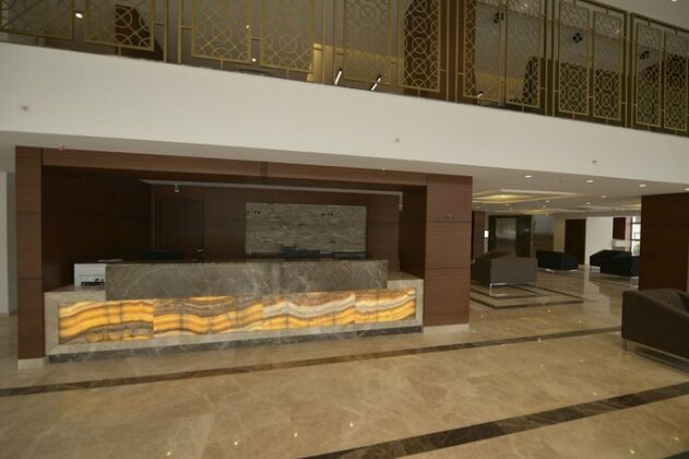 Grand Vaves Hotel - Photo5