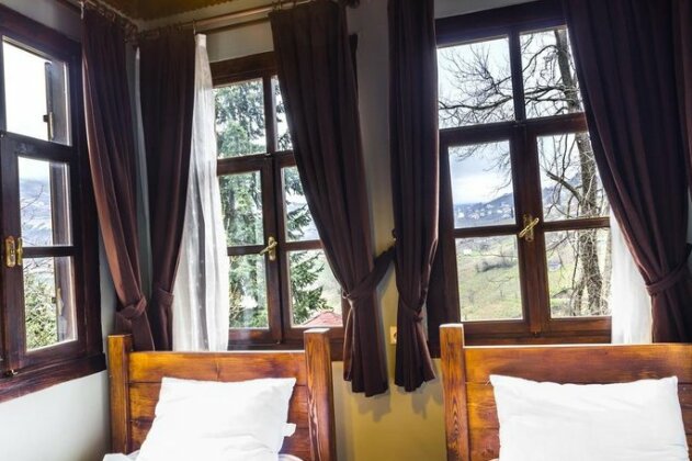 Hadji Amina Villa with Car Rental - Photo3