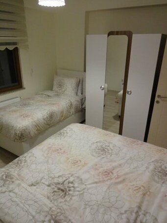 Luxerious Three Bedroom Apartment - Photo2