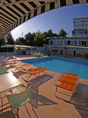 Mora Hotel - Photo3