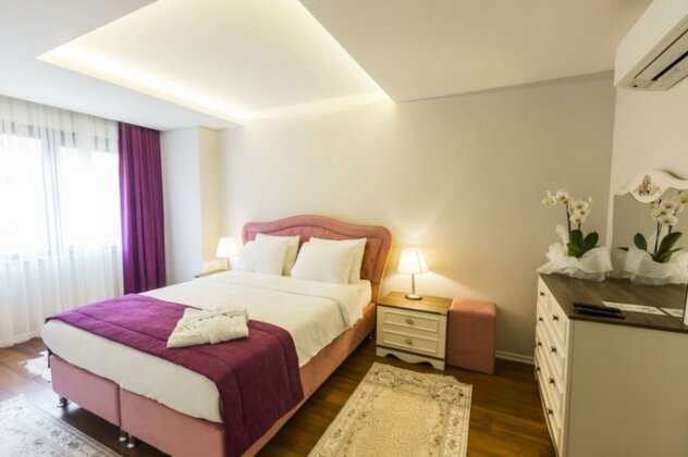 Royal Axis Suites Hotel - Photo5