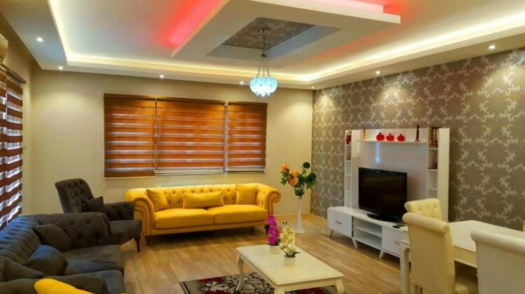 Taleena Trabzon - Photo2