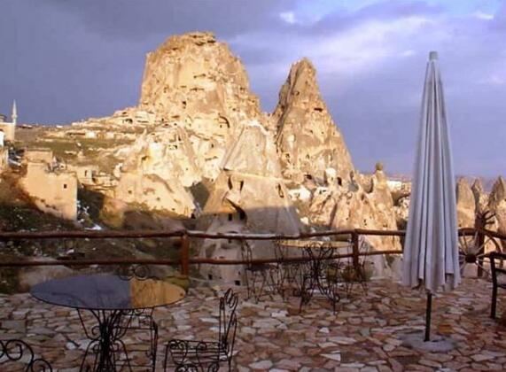 Hermes Cave Hotel - Photo2