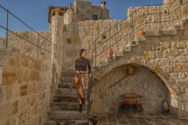 Acropolis Cave Suite - Photo2