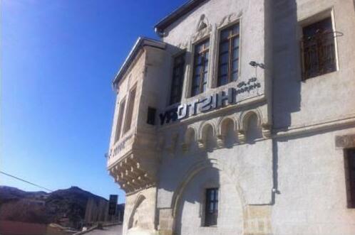 Sinasos History Cave Hotel