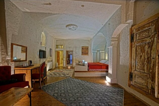 Taru Cave Suites