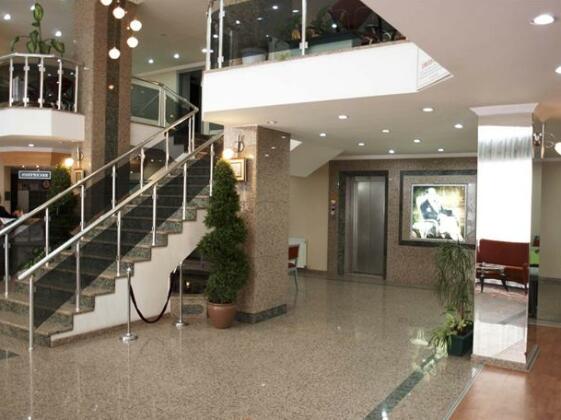 Grand Uzcan Hotel - Photo2
