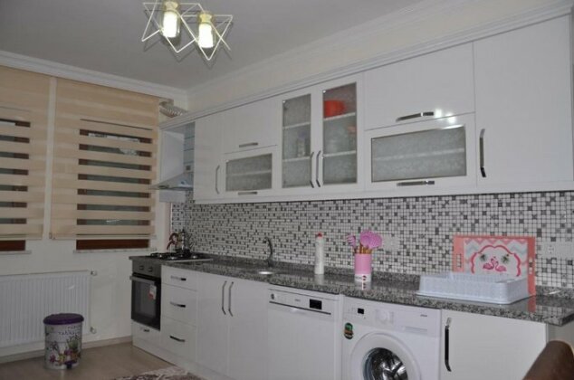 Ucan Apart - Photo5