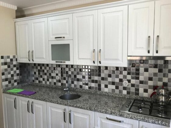 Zeren Apart - Photo2