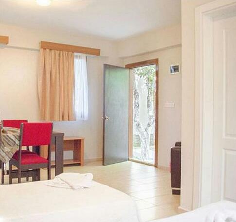 Gloria Tibi Ortakent - Photo2