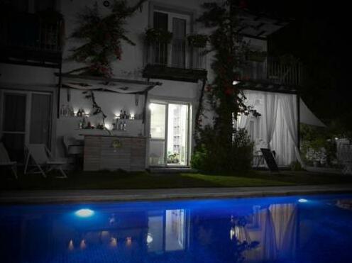 Satsuma Suites - Photo2